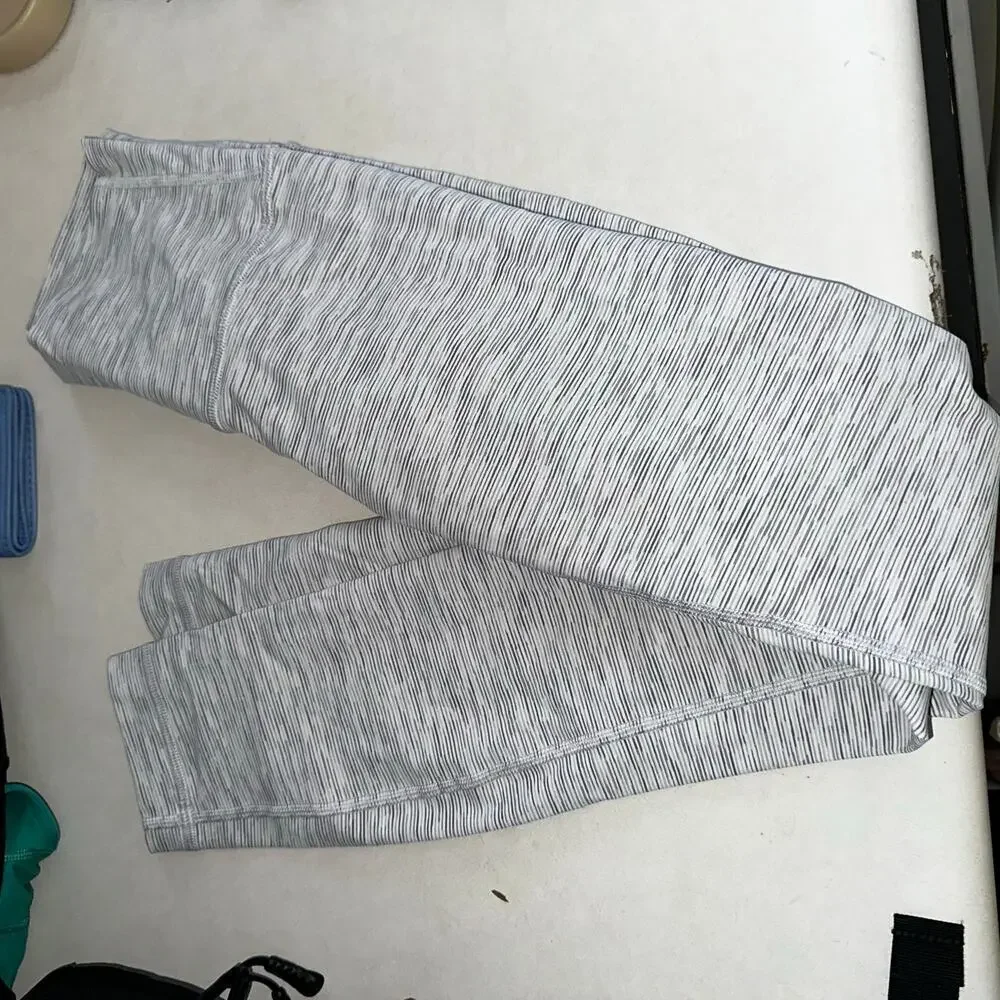 Lululemon Wunder Under High-Rise Striped 7/8 Tight Luxtreme Women's Size 2